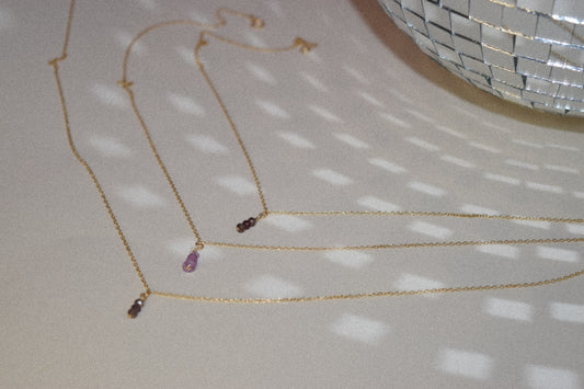 Sapphire Glow Necklace (Ash)