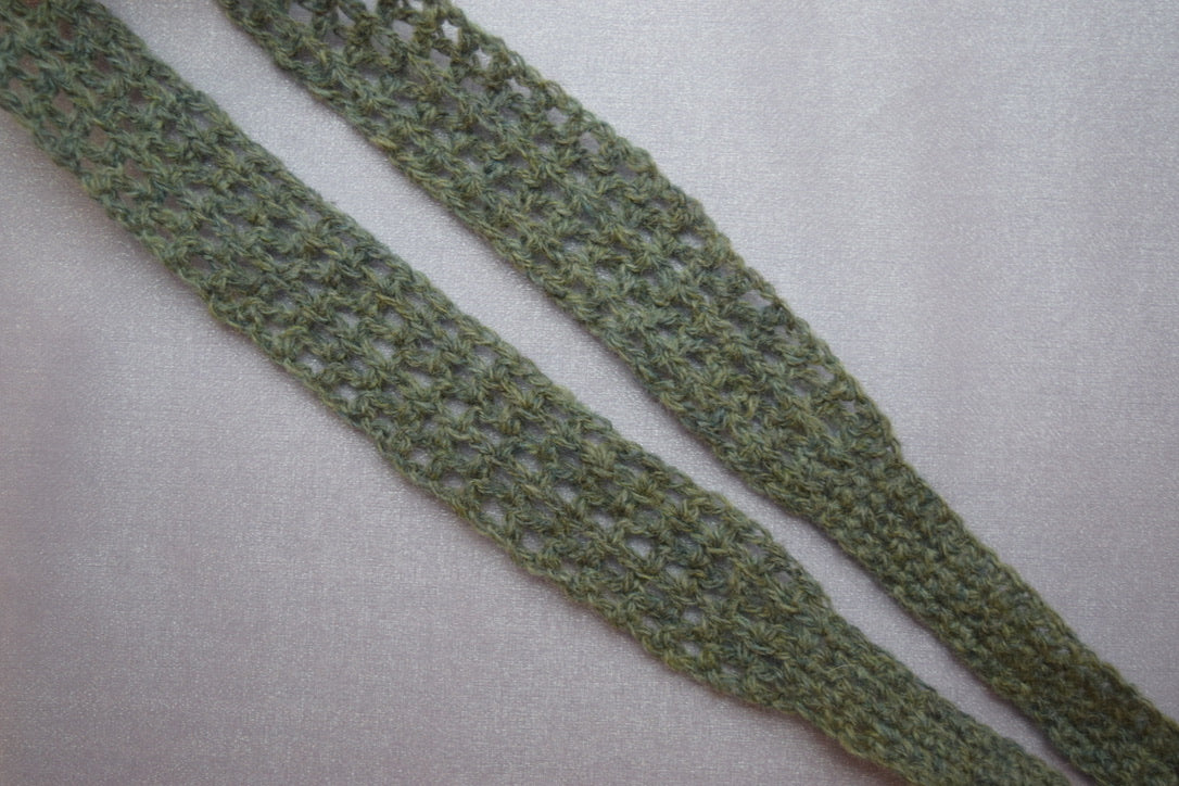 70s-inspired headband (sage)