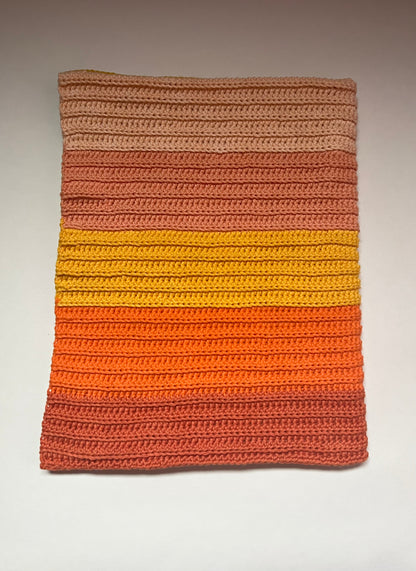 cozee baby blanket (orange)