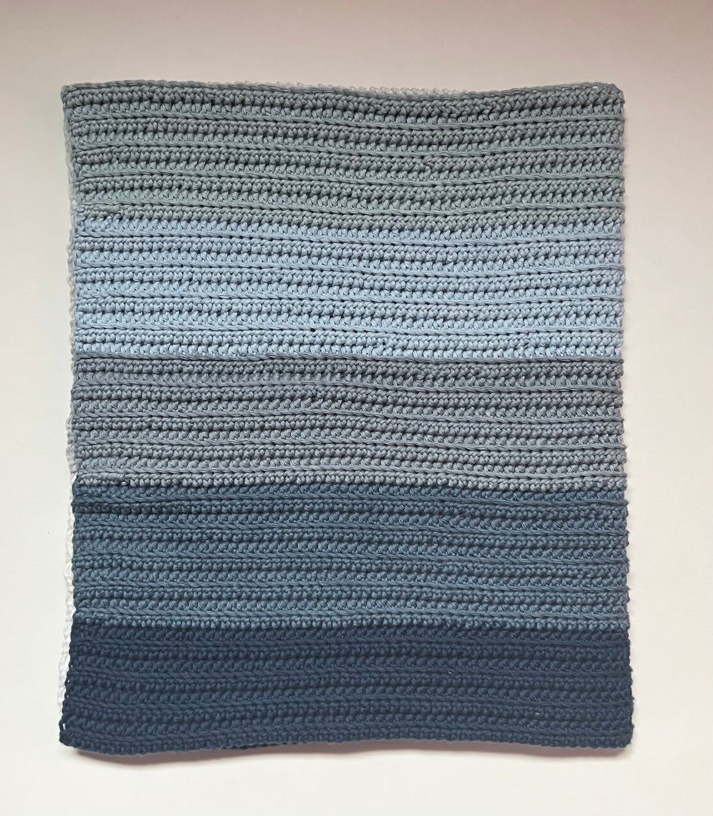 cozee baby blanket (blue)